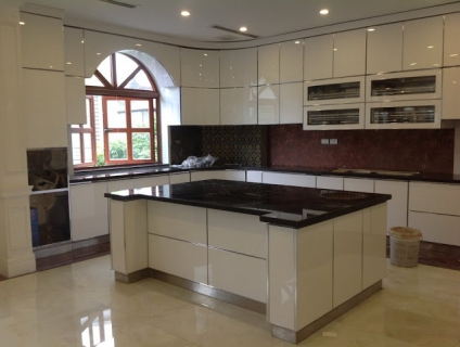 Tủ bếp inox cánh gỗ sự lựa chọn hoàn hảo cho chị em nội chợ