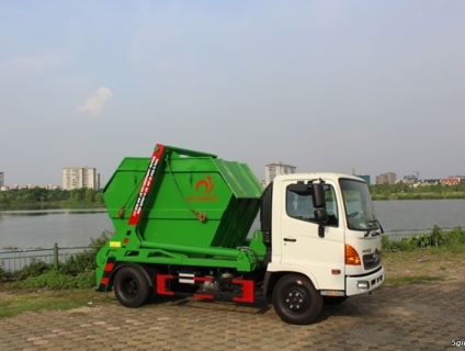 Xe chở bùn thùng rời HINO 5 khối