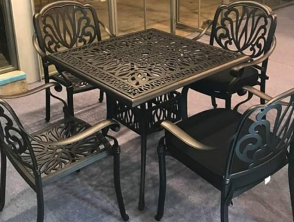 bàn ghế sắt mỹ thuật sân vườn đẹp giá cực rẻ hà nội