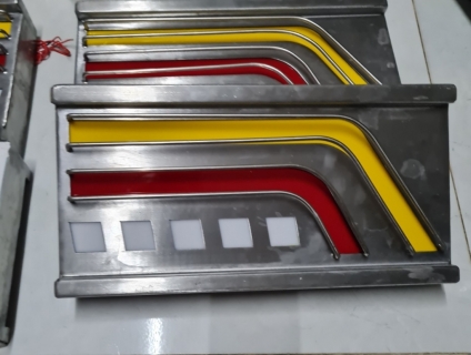 Đèn led xe tải 12v24v u2021