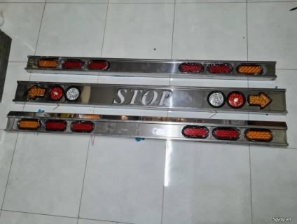 Thanh ngang cảng sau xe tải