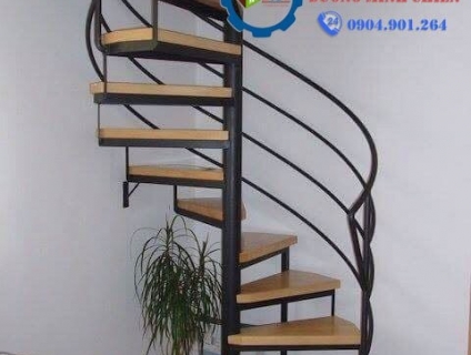 cau thang sat dep 2021