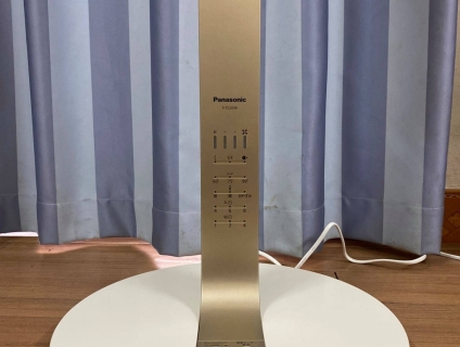 Quạt điện Panasonic F-CU339 với khả năng tạo NanoE khử mùi diệt khuẩn