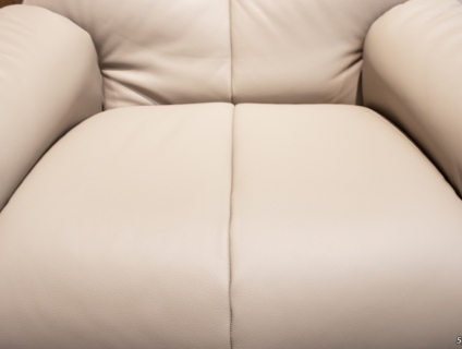 Bán ghế thư giãn cao cấp Dinan hiệu Jang in sài ít còn như mới