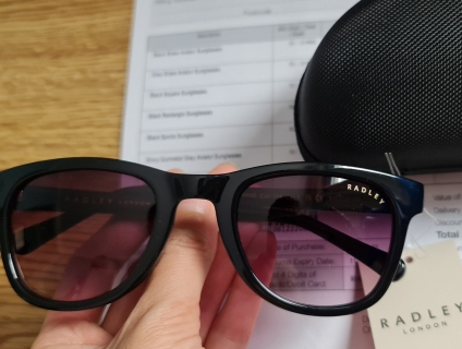 Kính new Radley săn sales tại Anh chính hãng chống 100%UV có bill