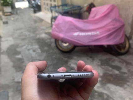 cần bán iphone 6s kvt Qt 64gb 98%