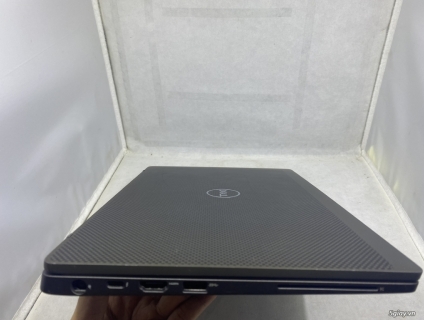 Laptop Dell Latitude 7400
