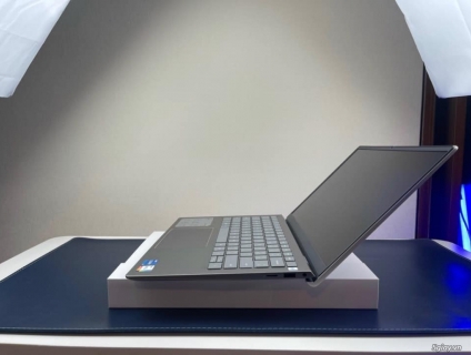 Dell 5410 i5-11320H 8Gb 512Gb likenew.