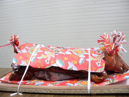 Heo quay heo sữa quay cúng rằm, cúng cô hồn