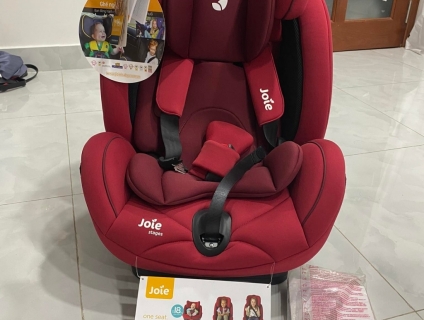 Ghế ngồi xe hơi trẻ em Joie Stages Cherry (NEW)