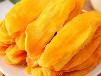 Xoài sấy dẻo Lacthuy farm thơm ngon