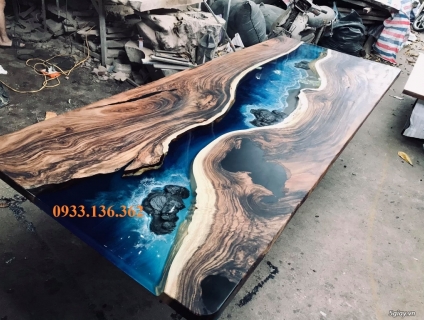 Bàn Ăn Epoxy Cho Gia Đình