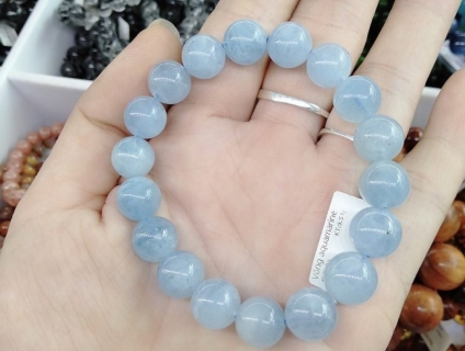 Vòng tay đá aquamerine mệnh mộc xanh dương