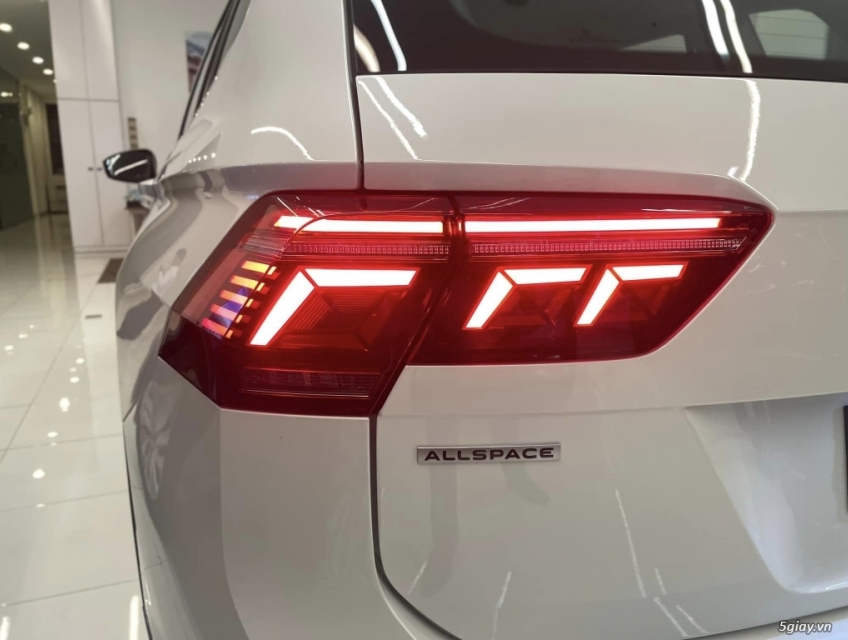 Xe  VOLKSWAGEN TIGUAN NEW