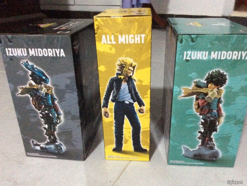 Bán 3 em Hero Academia