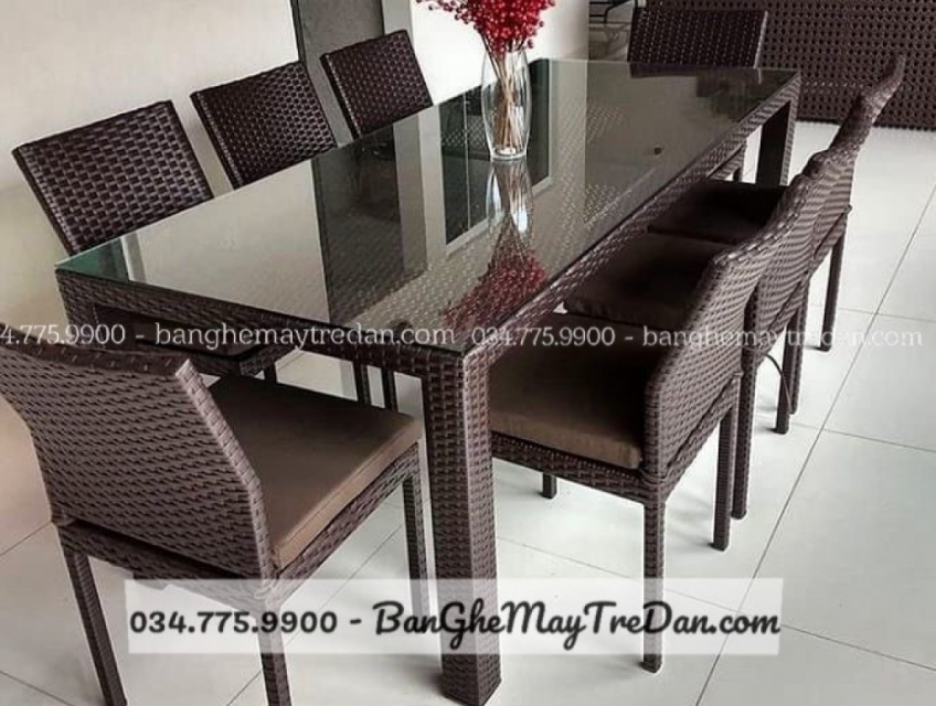 Bàn ghế ăn mây nhựa - Tiết kiệm không gian cho phòng ăn nhỏ