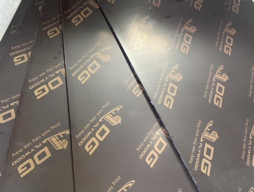 Ván ép CỐp Pha phủ phim Hải Phòng từ 200k