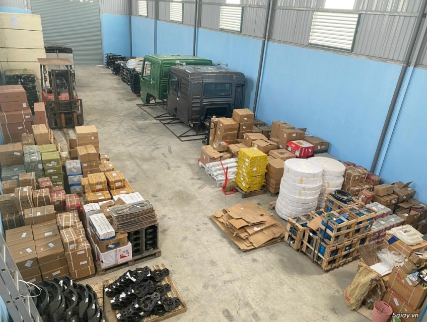 Phụ tùng xe tải nặng, xe đầu kéo