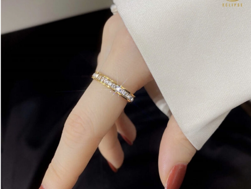 Xu hướng trang sức vàng 18K: Phong cách đẳng cấp và sang trọng