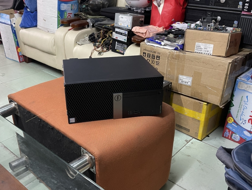 bán thùng Dell 3040mt i3 6100 ram8g ssd120g hdd500g...giá goooddd