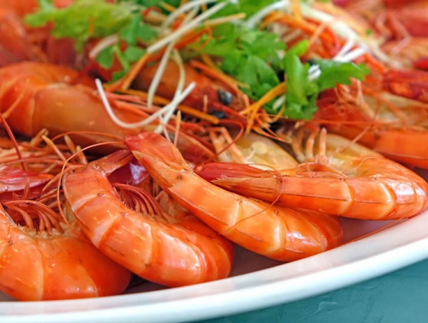 Sau Khi Cắt Mí Bao Lâu Thì Có Thể Ăn Tôm?