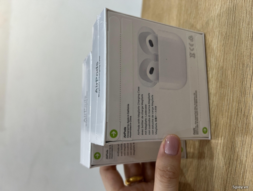 Airpods 3 Jerry Thế hệ 4 pin 8H bảo hành 12 tháng lỗi 1 đổi 1