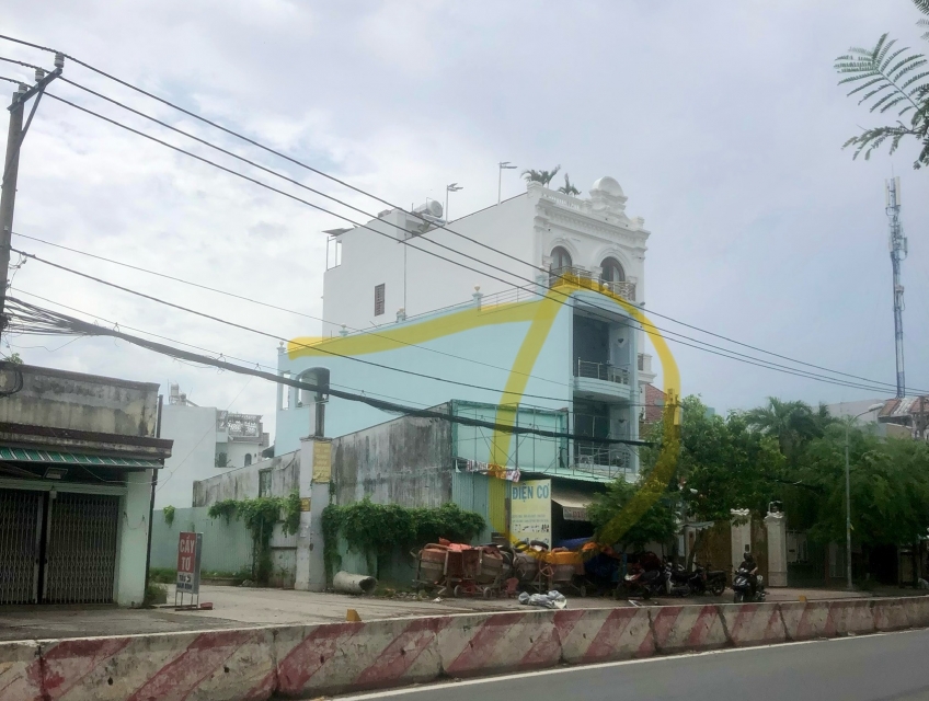 CHO THUÊ MẶT BẰNG TREO GẮN BẢNG HIỆU NGAY ĐƯỜNG HUỲNH TẤN PHÁT