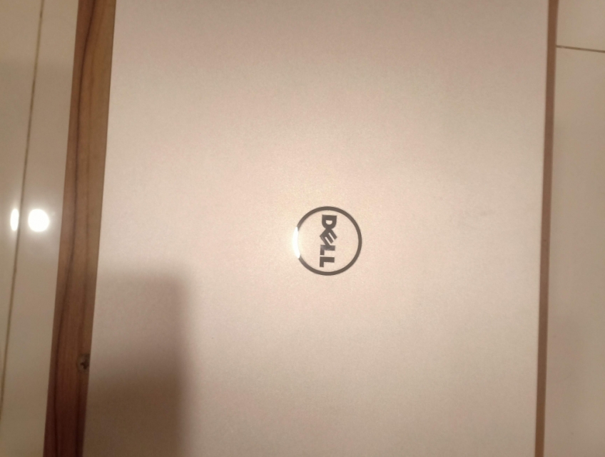 Thanh lý Dell Inspiron15 7537 giá chỉ 3tr6