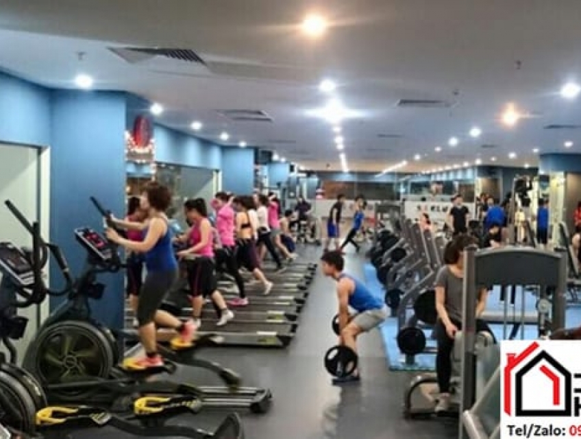 Ảnh hưởng của gương đến tâm lý người tập trong gym