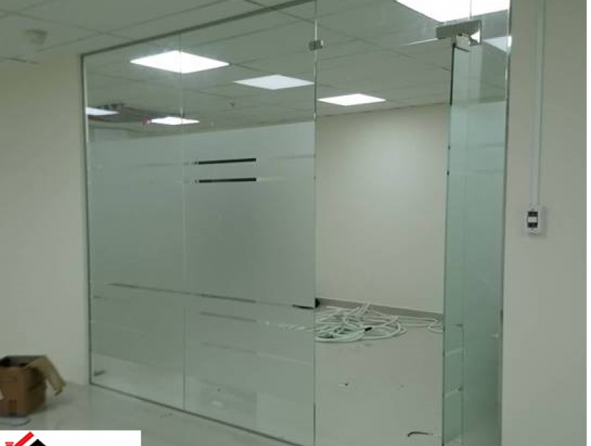 Ảnh hưởng của tường kính đến phong thủy ngôi nhà