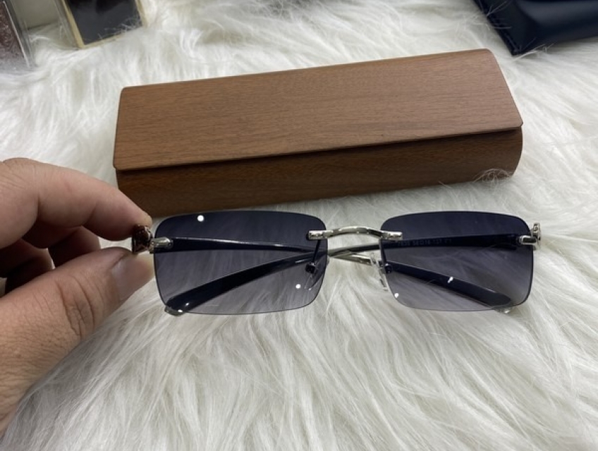 Kính mát nam mắt vuông giá rẻ đẹp giao hàng miễn phí