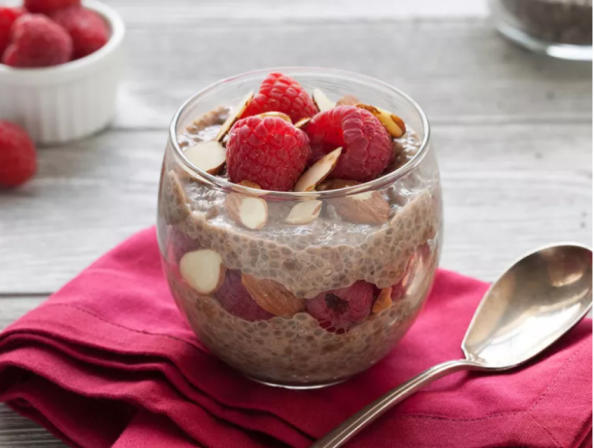 Sinh tố trái cây và sữa chua