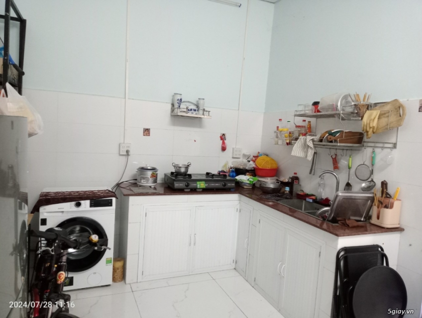 Sang quán cafe đường Đồng Văn Cống