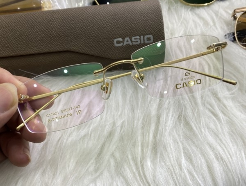 Cách chọn gọng kính cận hợp khuân mặt khi mua gọng kính cận online