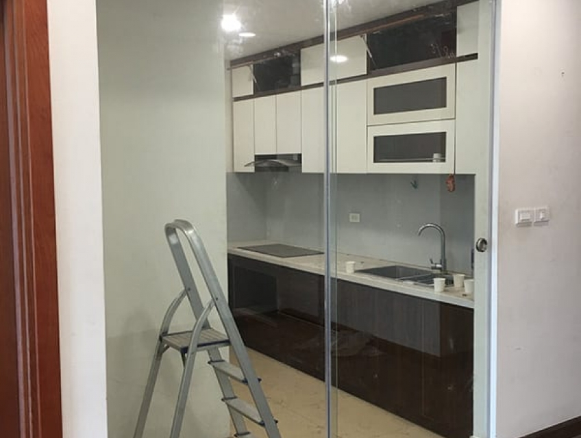 Phong cách thiết kế và màu sắc phổ biến của cửa kính lùa 1 cánh