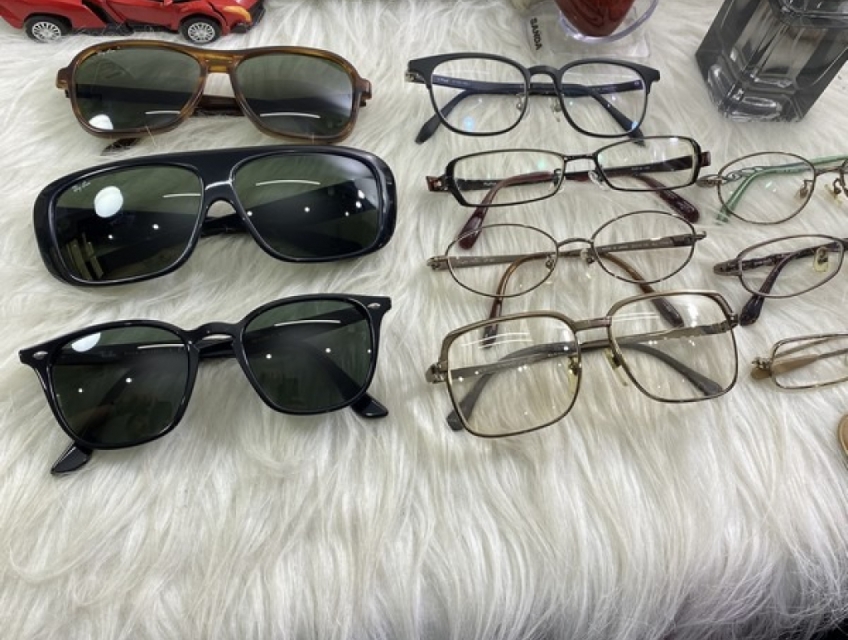 Địa chỉ chuyên bán kính rayban chính hãng cũ hàng đấu nhật giá rẻ