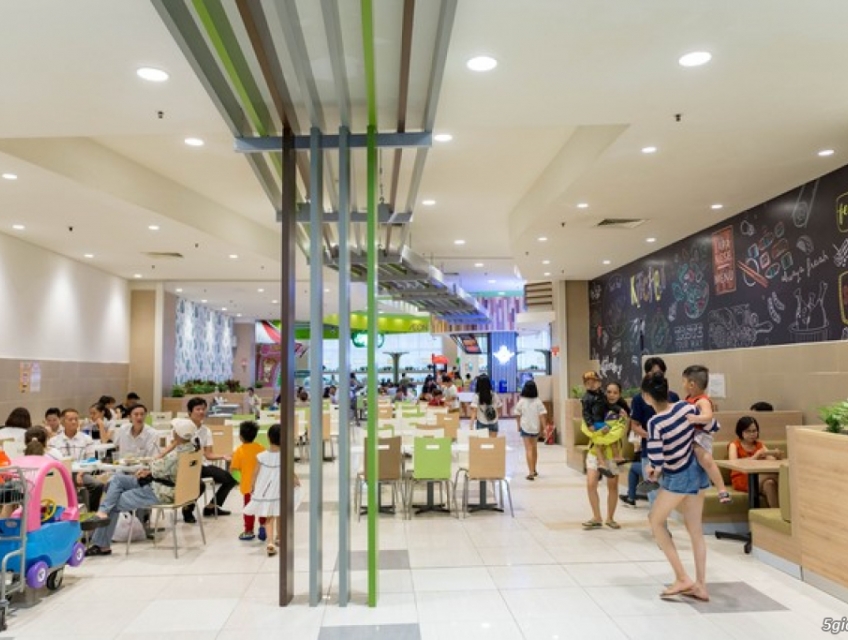 Thiết kế thi công showroom tại Trung tâm thương mại cũng như gian hàng