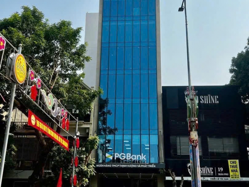 Mặt Bằng Cho Thuê Tại Số 15-17A Đường Trần Phú, Phường Điện Biên, TP.