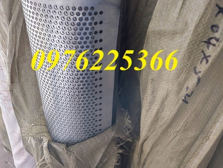 Lưới thép đột lỗ dày 0.4ly, 0.5ly, 0.7ly hàng cuộn