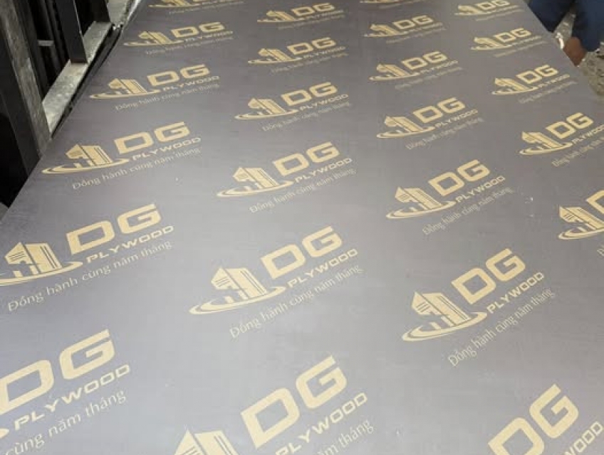 Ván ép phủ phim giá rẻ 200k- Bắc Giang