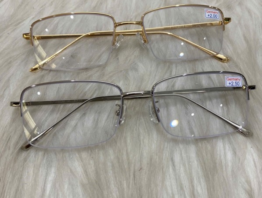 Tư vấn gọng kính nam chính hãng cho dân công sở giá chỉ từ 550k giao