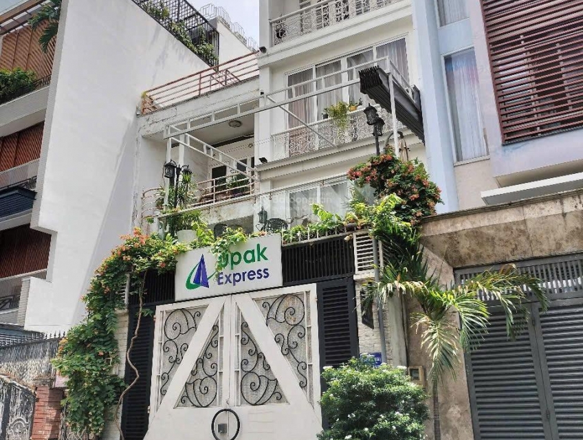 Cho thuê VP mặt tiền đường Phổ Quang, Phường 2, Tân Bình - Cách sân