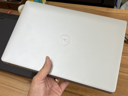 Dell Latitude 5430 i5-1235u Ram 16g SSD 256G zin đẹp