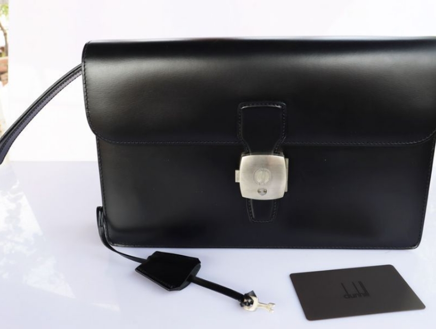 Túi cầm tay Clutch Dunhill Nam – Black / Chính Hãng 51635