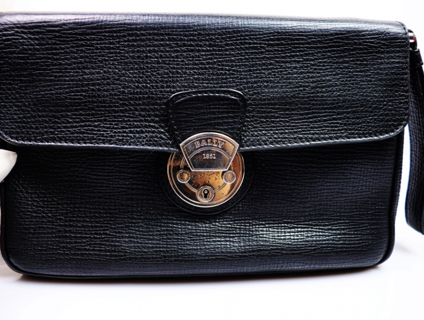 Clutch cầm tay BALLY Nam Chính Hãng - da đen nguyên chiếc 21525