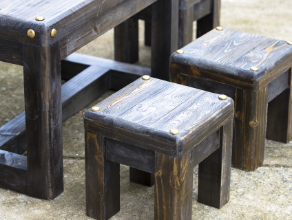 Bàn ghế đẩu Nao Vintage