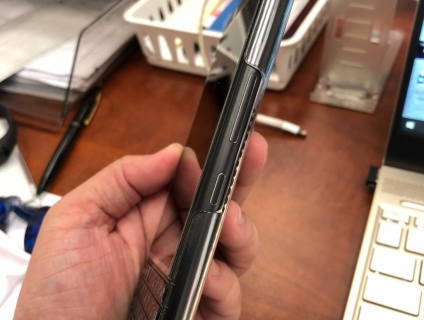 Cần bán blackberry Keyone black edition chính hãng