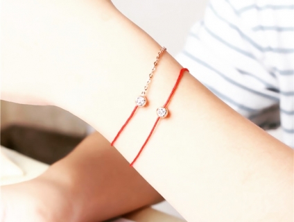 Vòng tay Sợi chỉ đỏ may mắn mix hạt tròn đính kim cương, free size