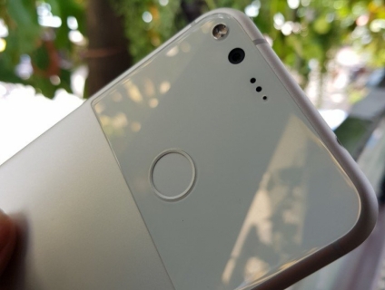 Google pixel Xl 32G màu trắng 99% cần ra đi