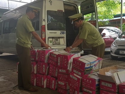 Nhập lậu hạt dưa từ Trung Quốc về làm bánh Trung thu